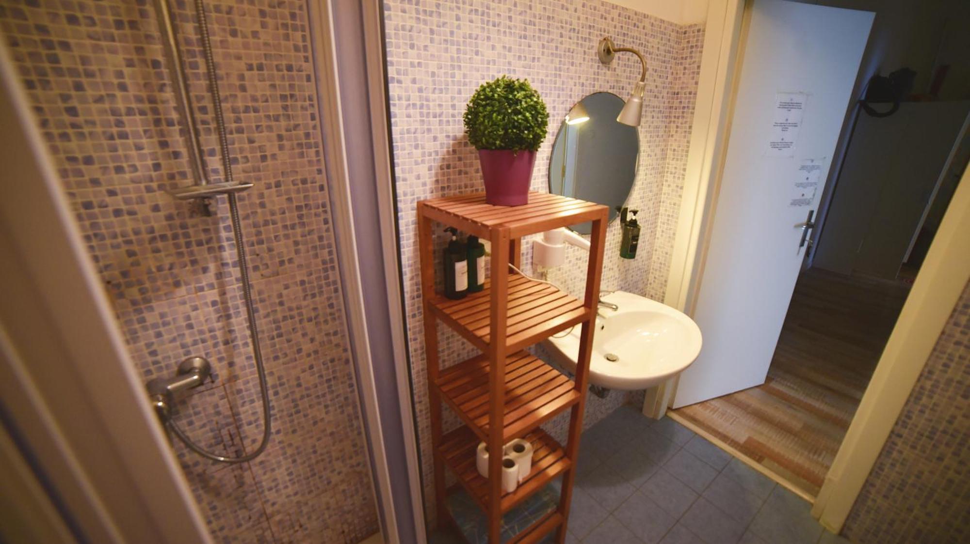 Barcolana Lodge - Hostel Trieste Ngoại thất bức ảnh