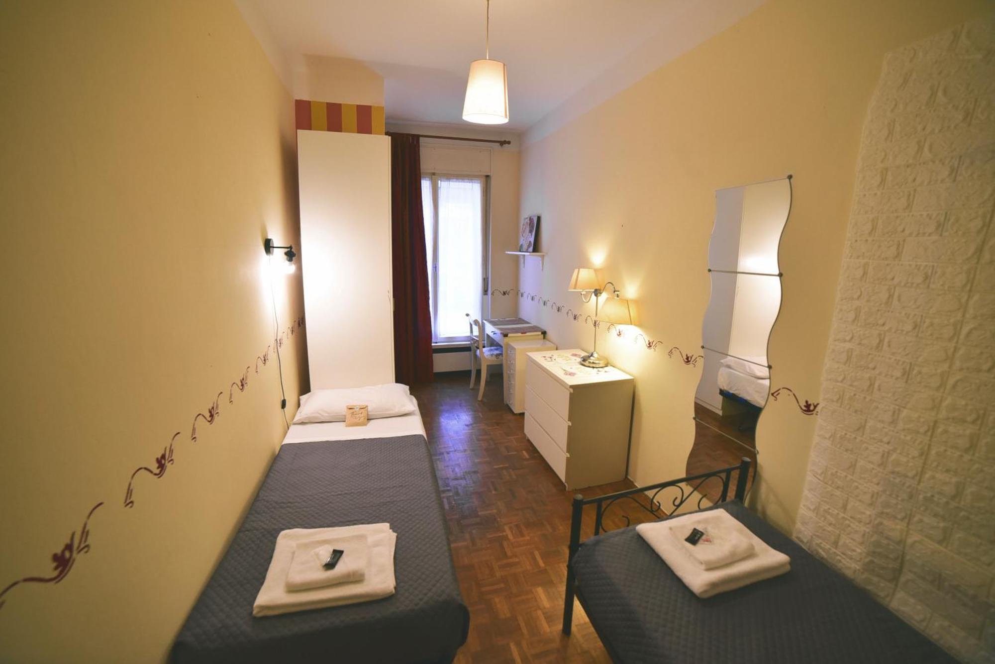 Barcolana Lodge - Hostel Trieste Ngoại thất bức ảnh