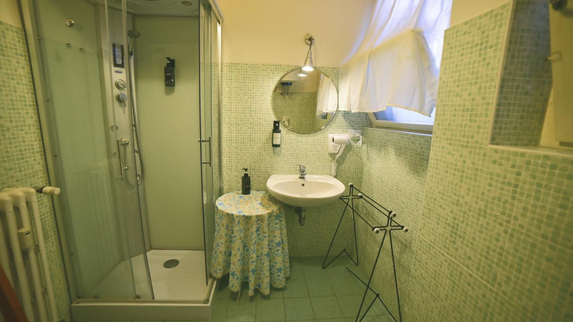 Barcolana Lodge - Hostel Trieste Ngoại thất bức ảnh
