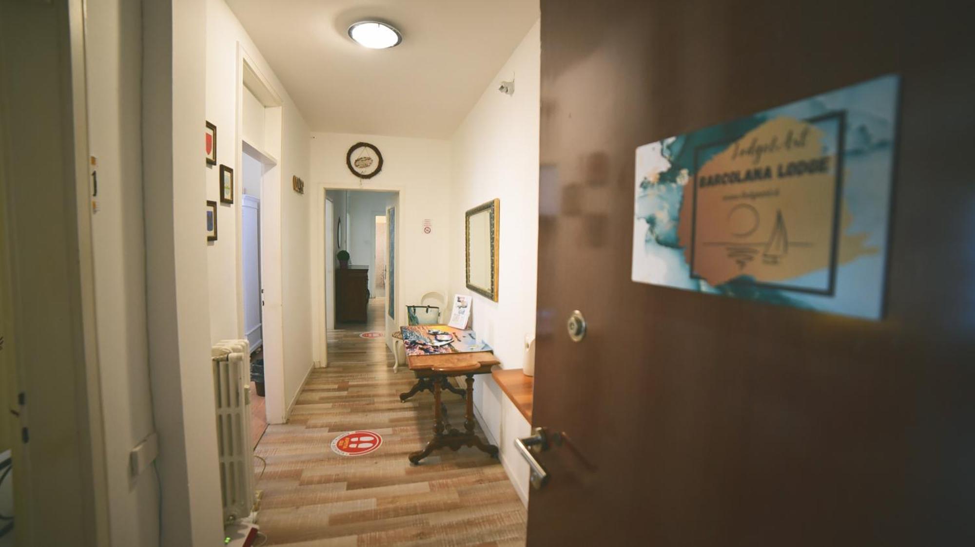 Barcolana Lodge - Hostel Trieste Ngoại thất bức ảnh