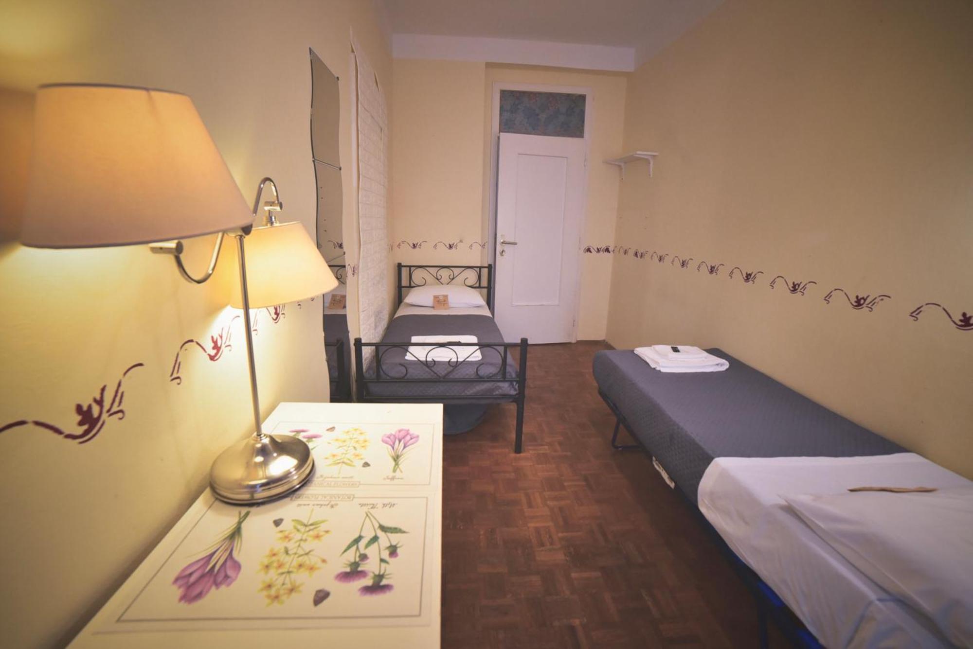 Barcolana Lodge - Hostel Trieste Ngoại thất bức ảnh